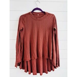 Lululemon • Orange Long Sleeve Textured High Low Top Shirt Size? Has Measurments